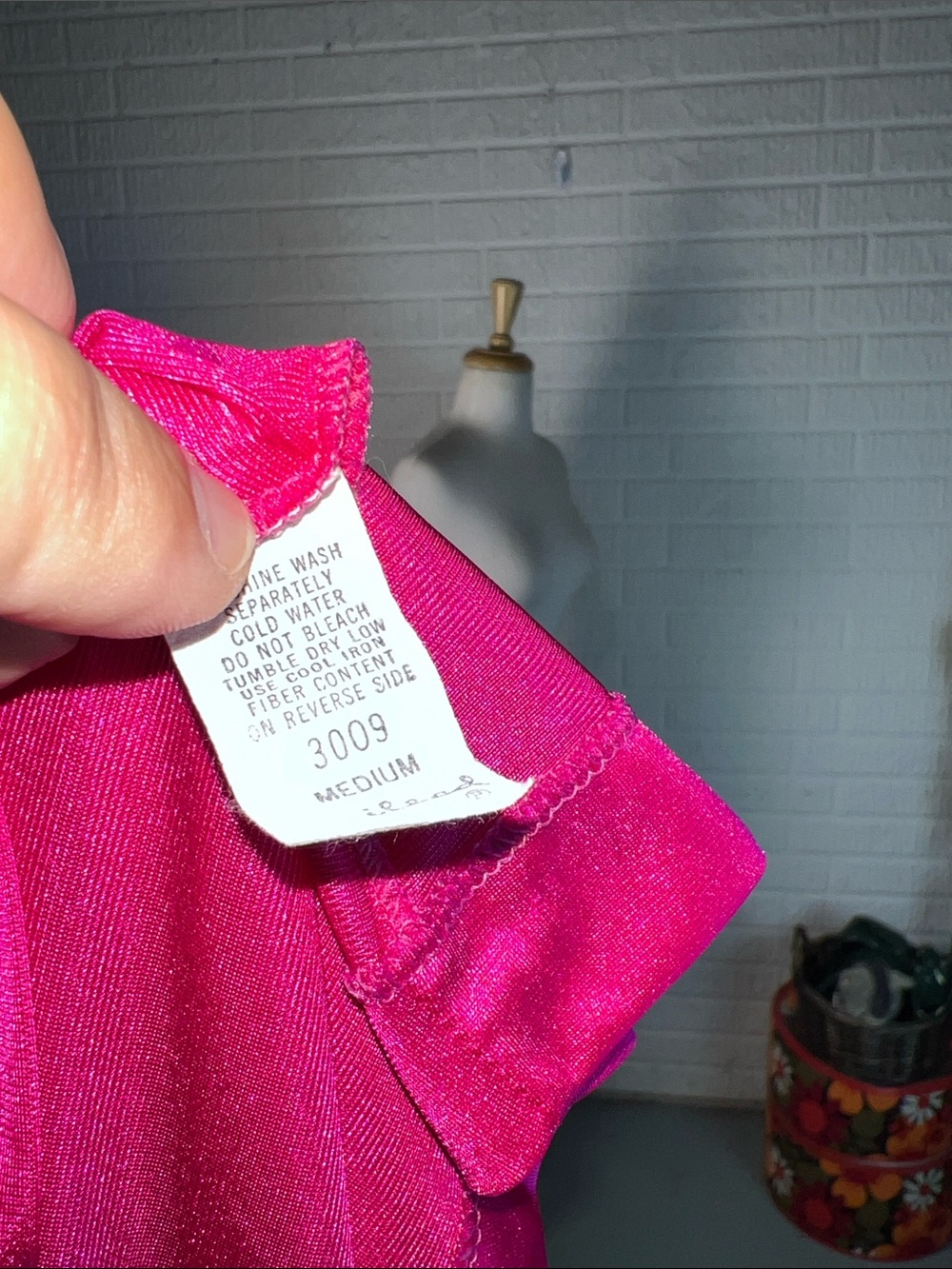 Gilead Vintage Hot Pink Satin Long Robe with Lace Trim - Picture 3 of 4